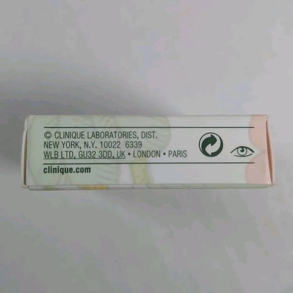 Clinique Touch Base for Eyes 26 Canvas Light Full Size New In Box .03oz